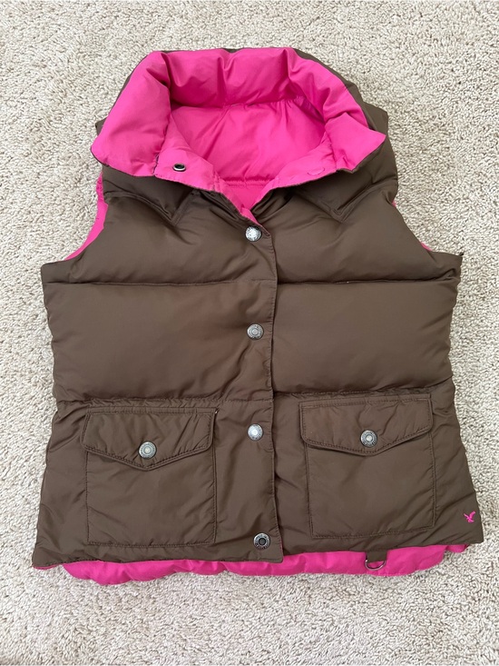 American Eagle Outfitters Jackets & Blazers - American Eagle Women’s XS Brown Pink Cropped Puffer Vest